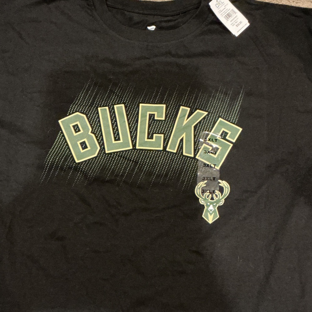 Milwaukee Bucks Tee